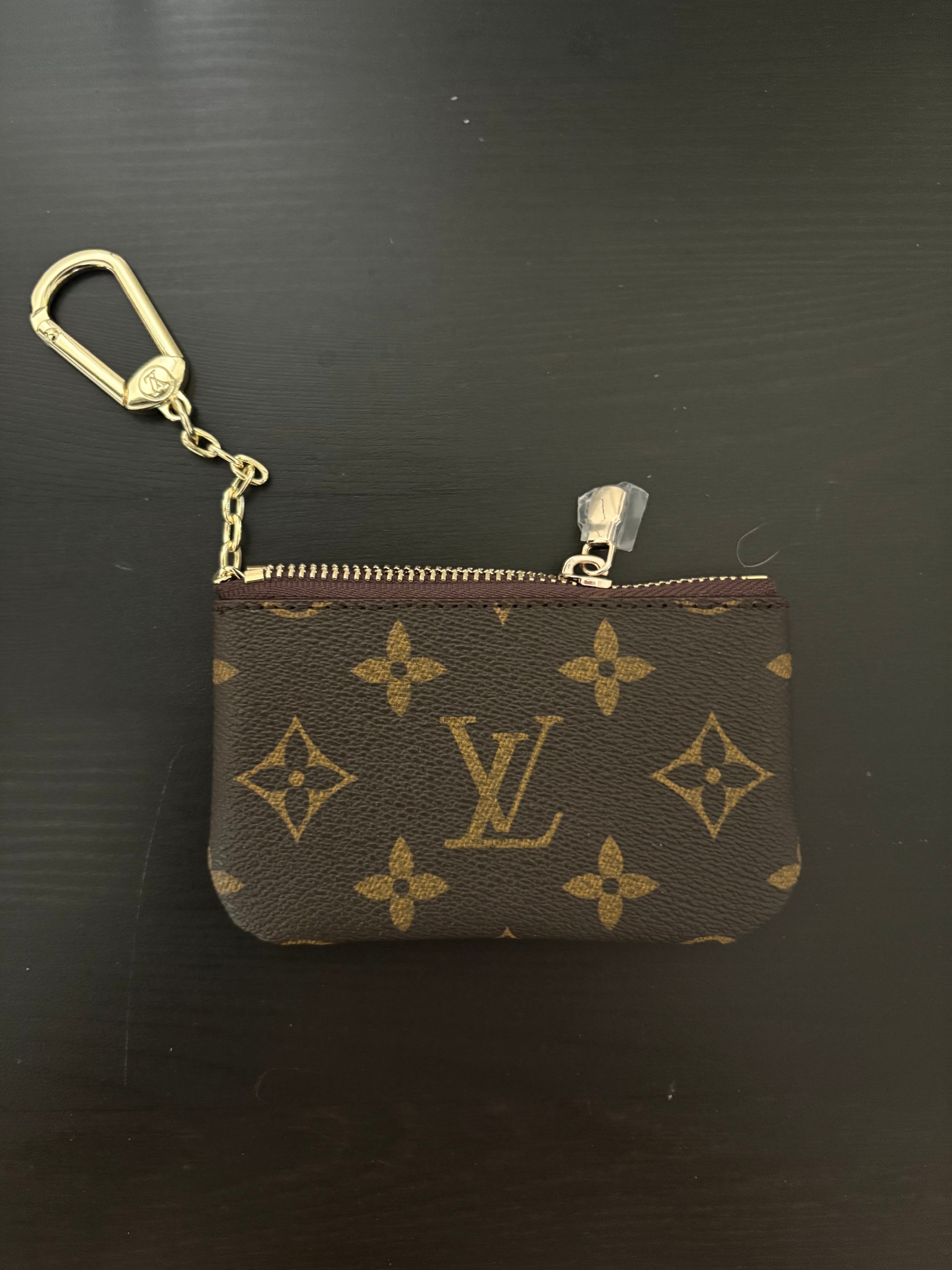 LV monogram Key pouch